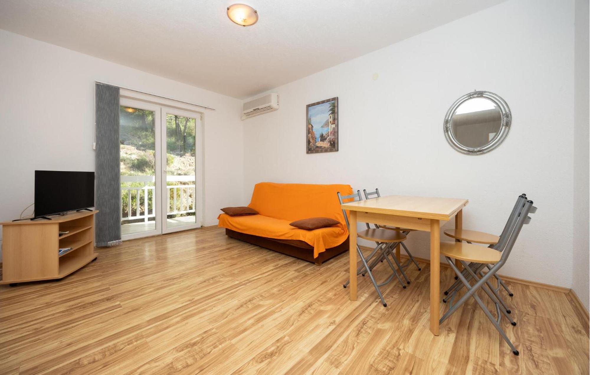 1 Bedroom Awesome Apartment In Lokva Rogoznica Zewnętrze zdjęcie